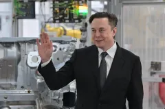 Elon Musk files countersuit against Twitter under seal