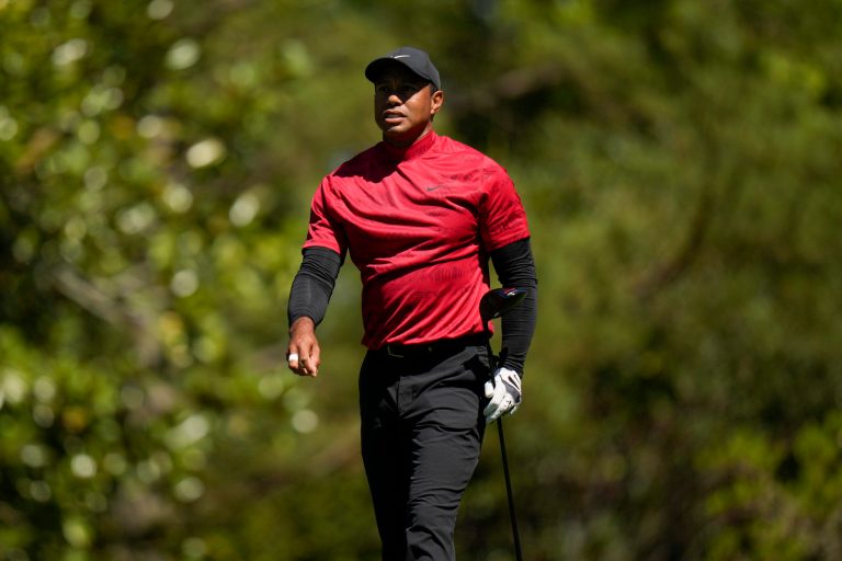 Tiger’s 2010 Masters red Sunday shirt bringing in big bids at auction