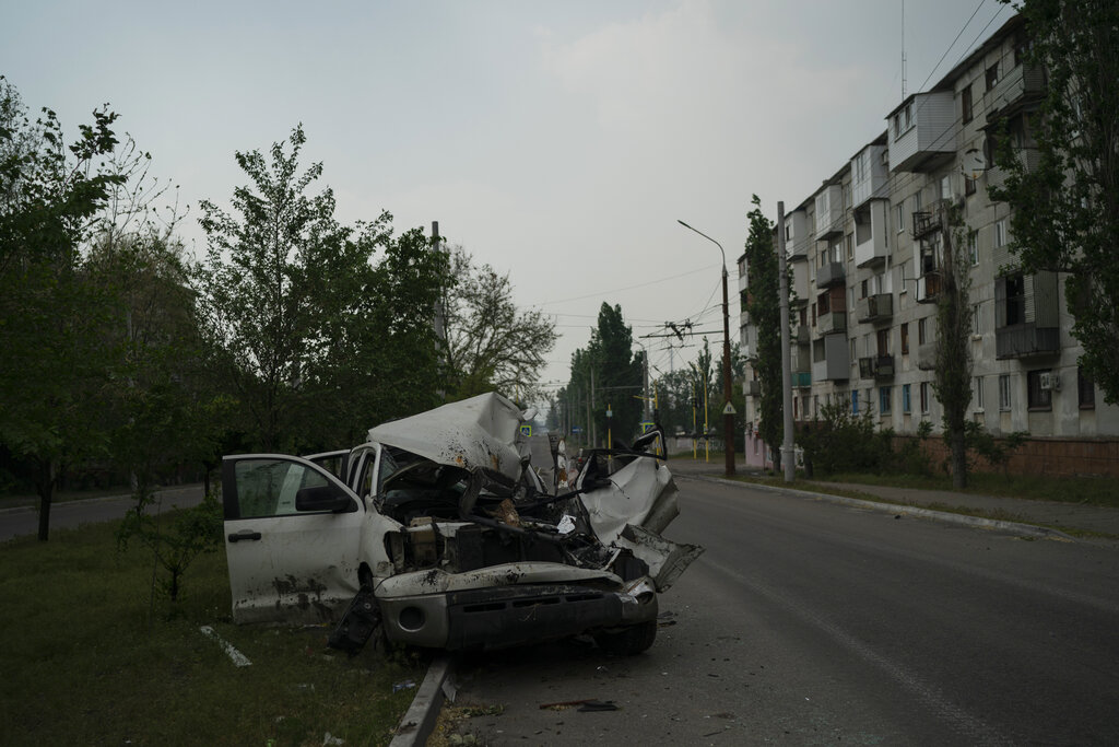 UK: One city stands in the way of Russian control of eastern Ukrainian province