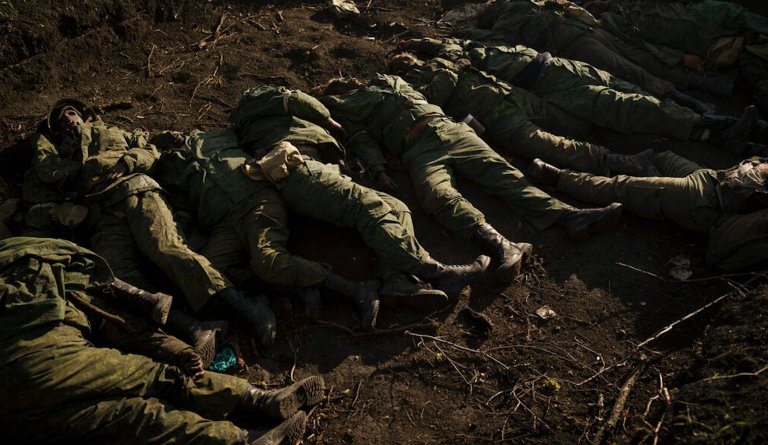 Russian commanders killing their own wounded in Ukraine: Report