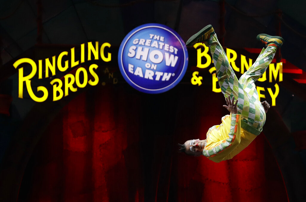 Ringling Bros. nixes animals from shows amid cruelty concerns