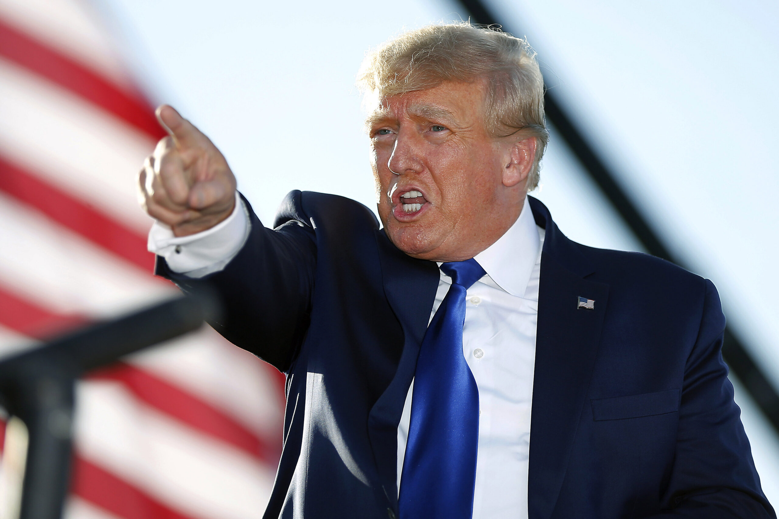 Trumpworld launches new super PAC to boost his midterm candidates