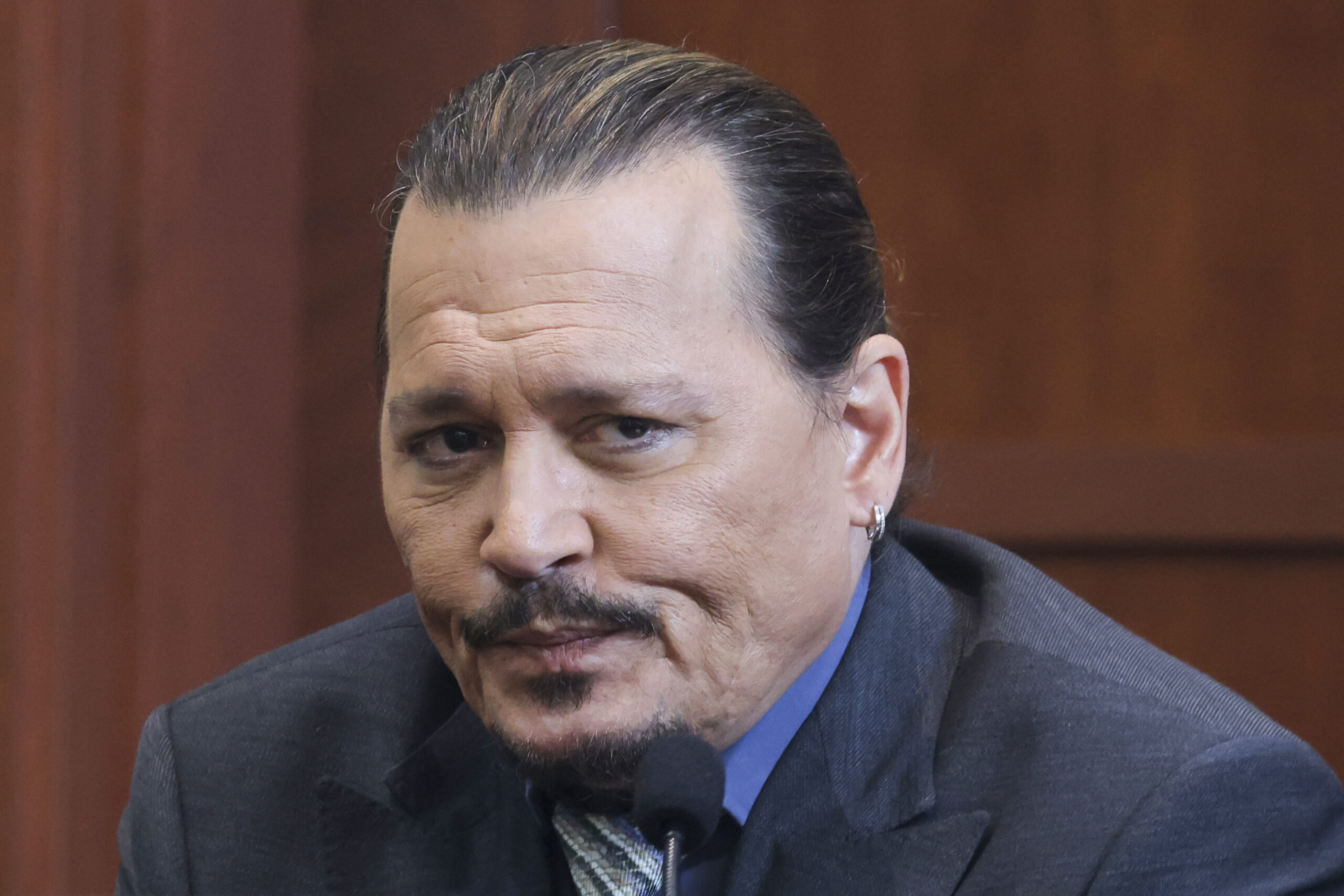 WATCH: Johnny Depp dismisses discrepancies in injury photos as ‘photoshopped’