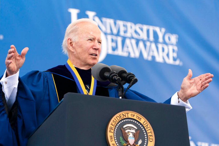 Biden walked into legal landmine with student loan cancellation
