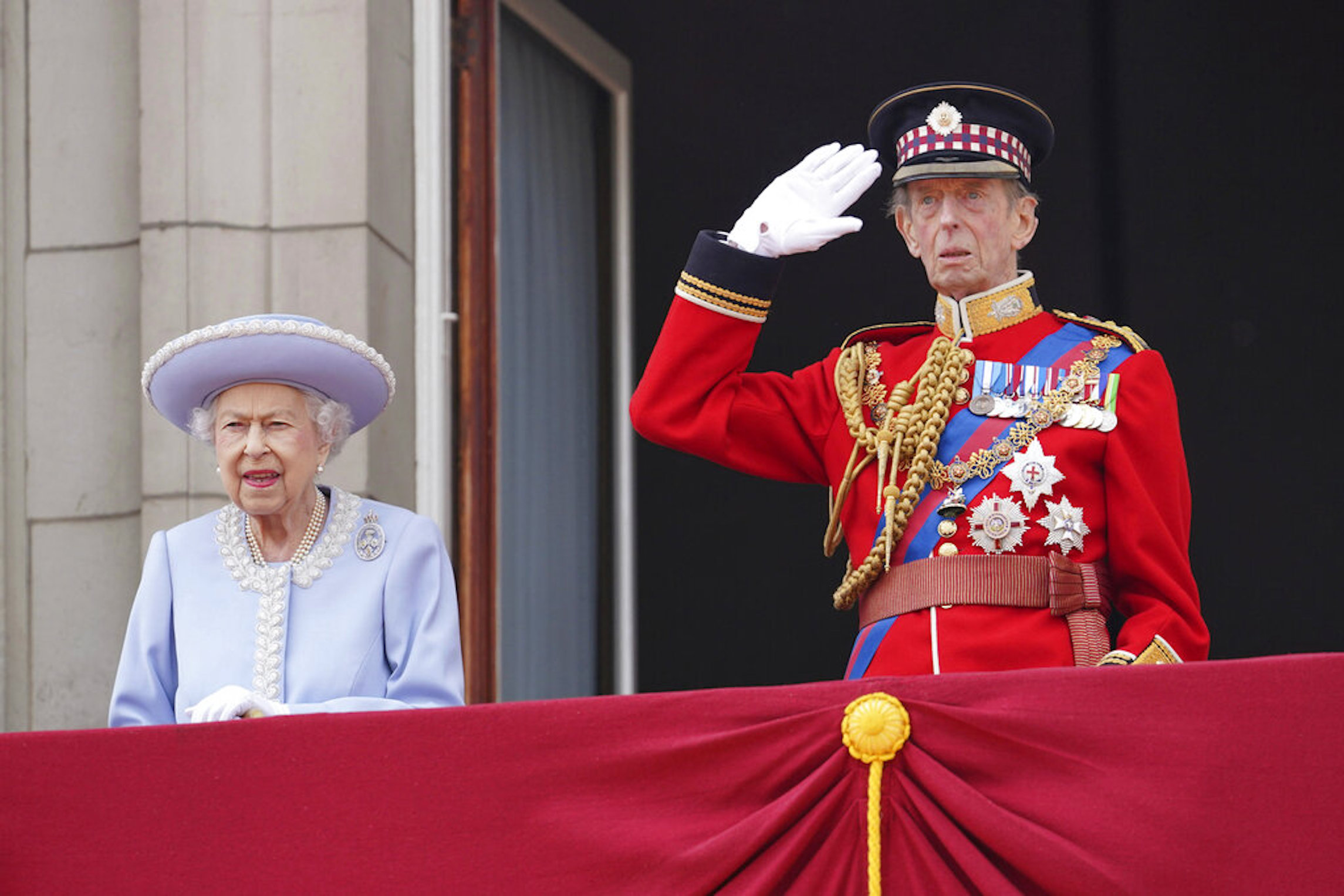 Eco protesters arrested during attempt to disrupt queen’s Platinum Jubilee