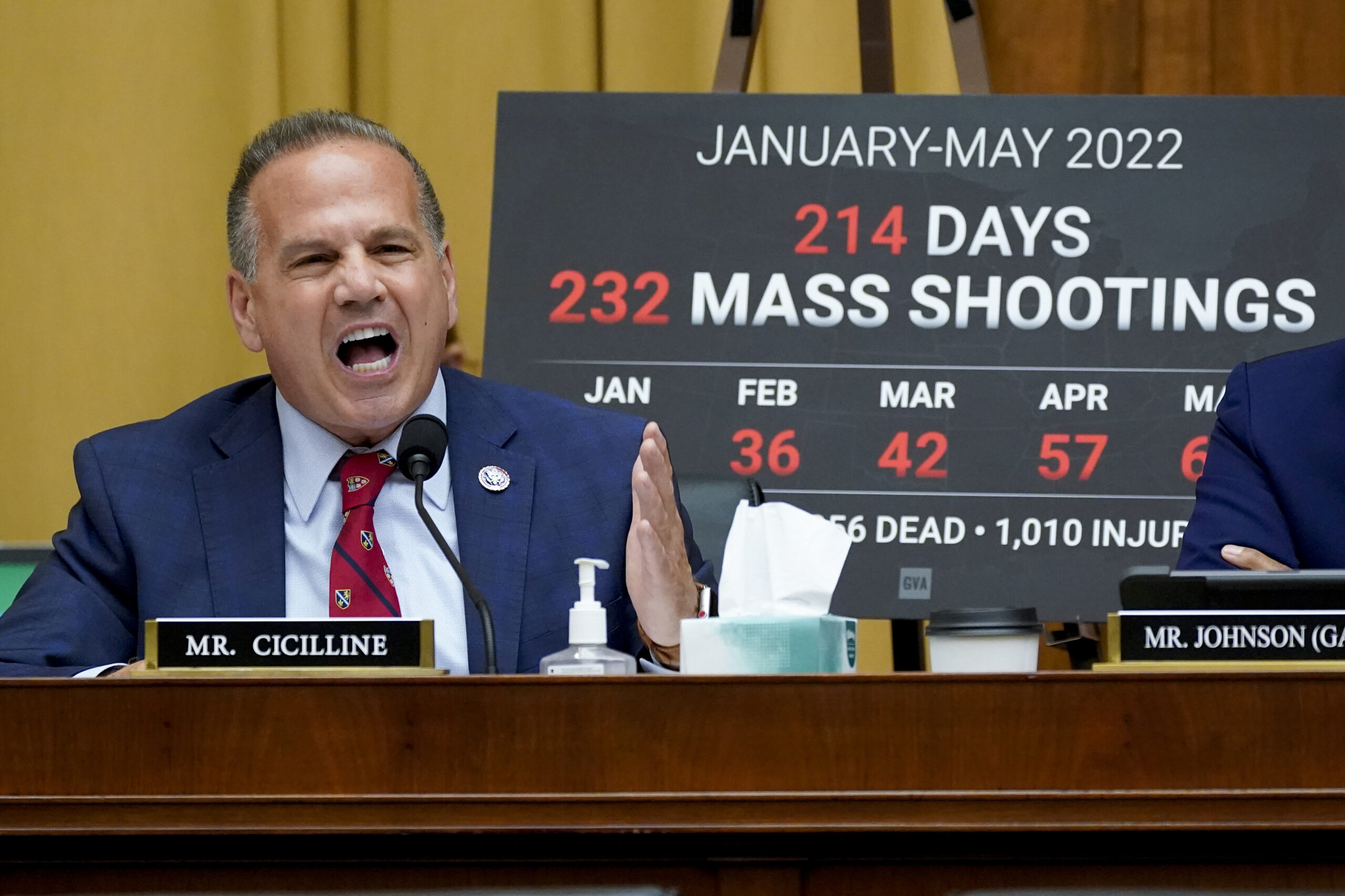 Congressman who led impeachment seeks legislation barring Trump from office