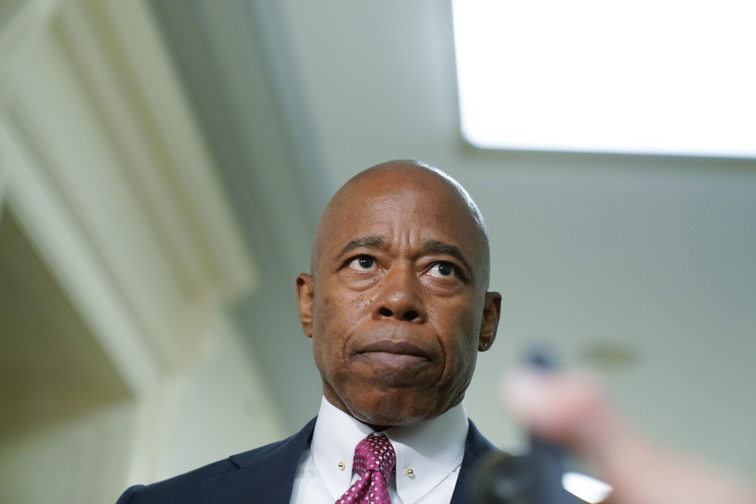 Democrats prepare to cast illegal immigrants out into the cold