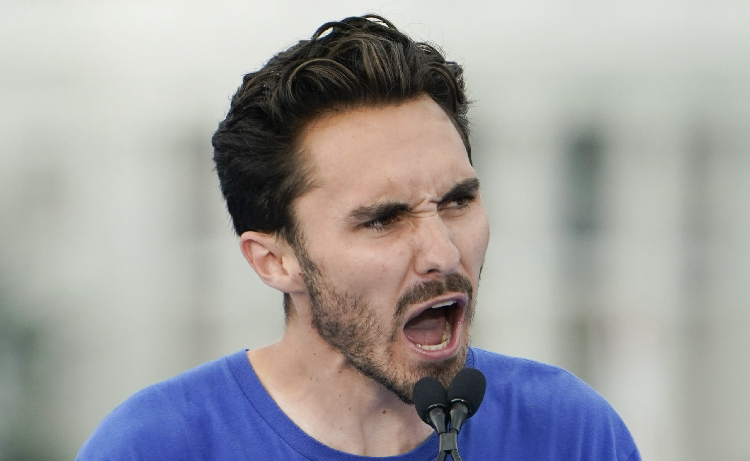David Hogg thanks Laura Ingraham and Marjorie Taylor Greene at Harvard graduation