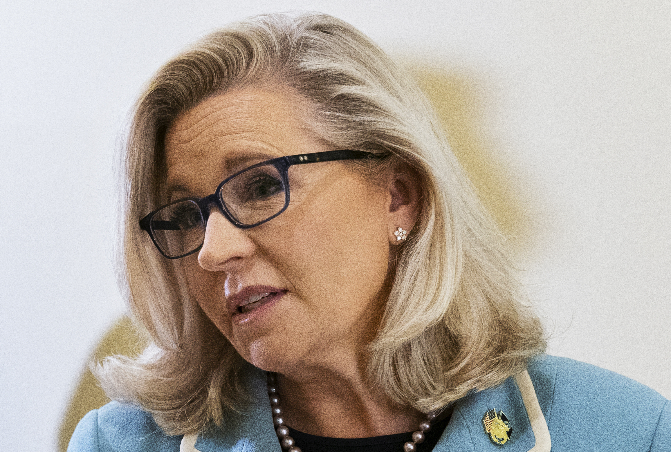 Liz Cheney given 10% chance of winning reelection: CNN