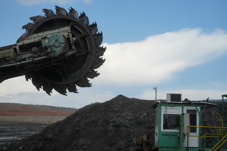 Coal prices soar to record highs on strong demand from a Europe in crisis