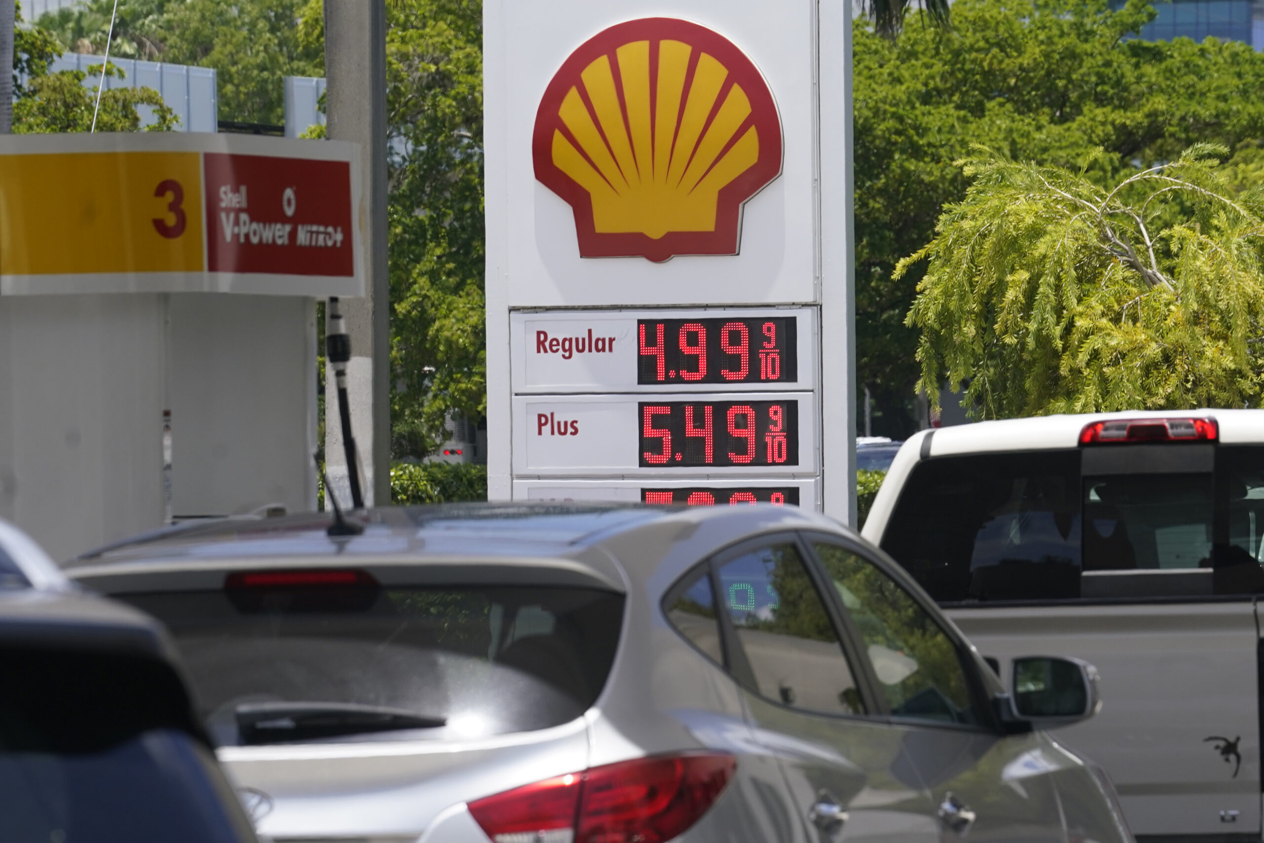 Direct gas tax refund payments worth hundreds can be claimed this month in Missouri