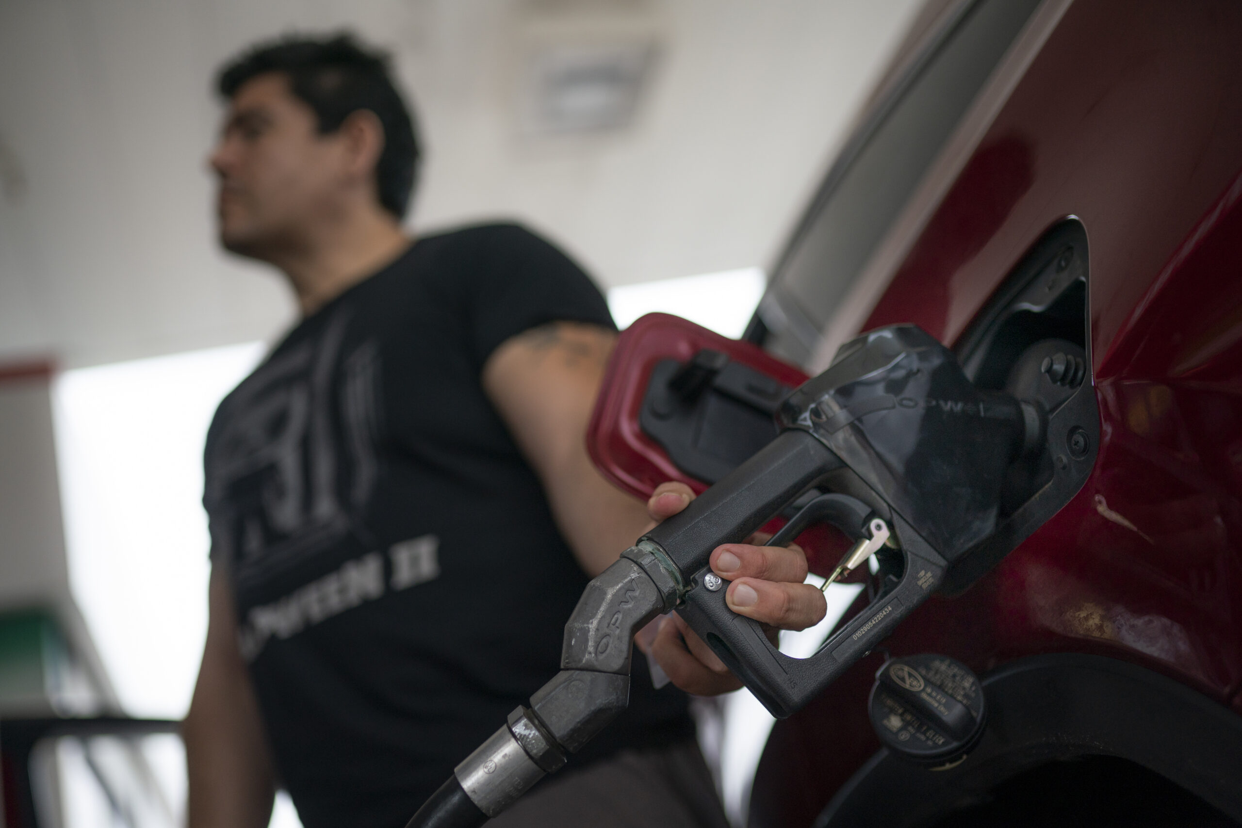 Gas prices today: Where to find the cheapest fuel across the country