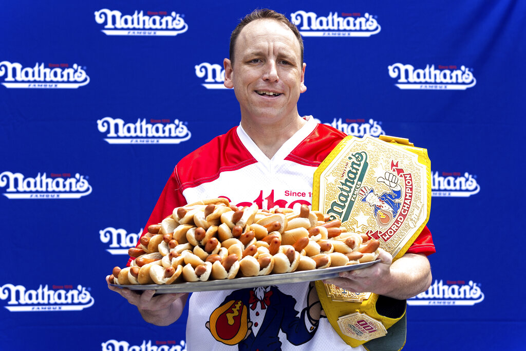 Seven in a row: Joey Chestnut wins 2022 hot dog eating contest