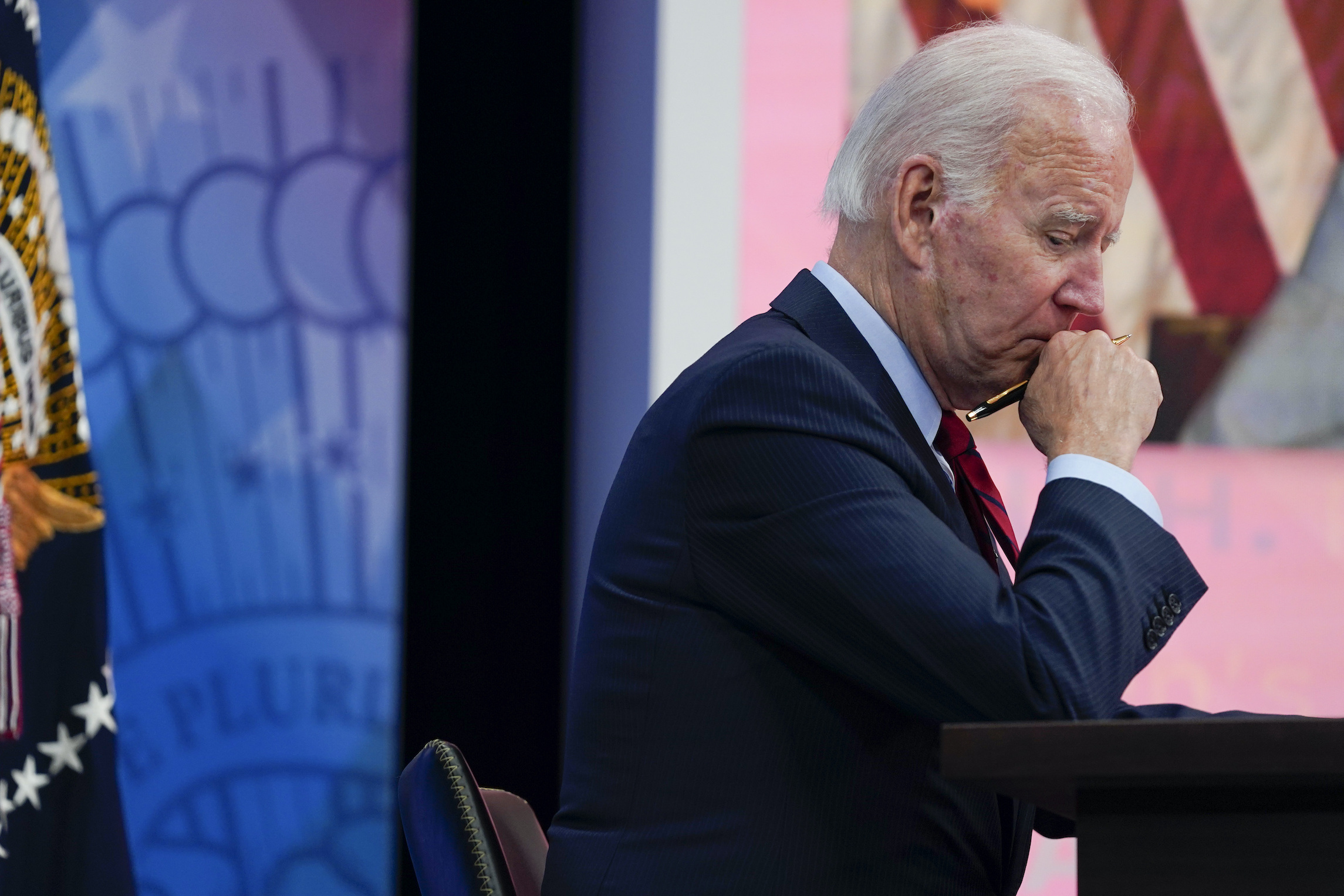 White House promises abortion supporters that Biden’s Roe fight isn’t over