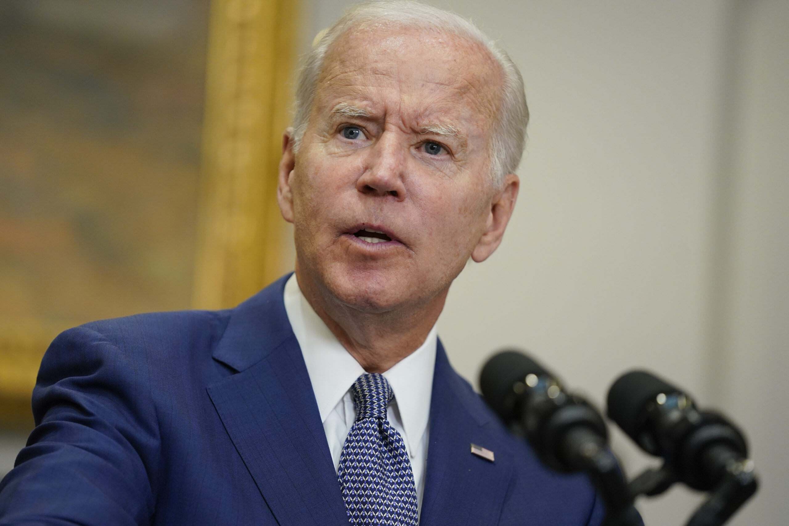 ‘End of quote’: Biden has yet another teleprompter fail