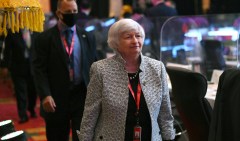 Russia vows to cut off oil to countries that sign on to Yellen price cap