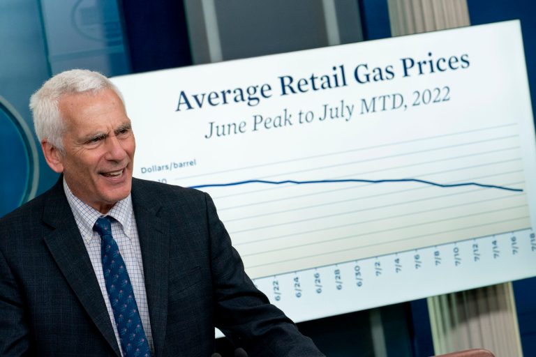 ‘Anything but recessionary’: White House downplays risk of recession