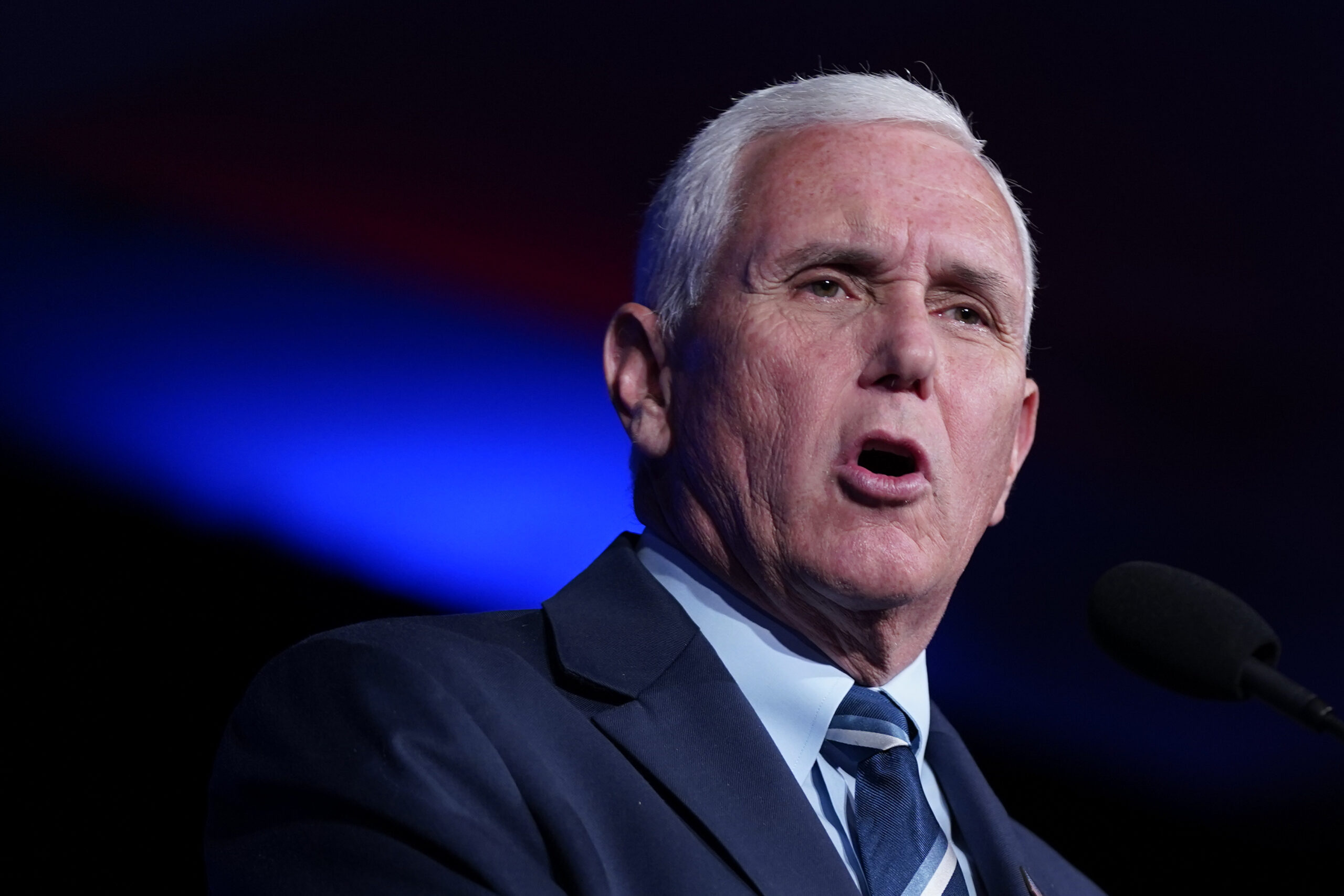 Pence heads to New Hampshire in string of campaign-like stops