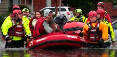Flash flooding and emergency rescues in St. Louis after record rainfall