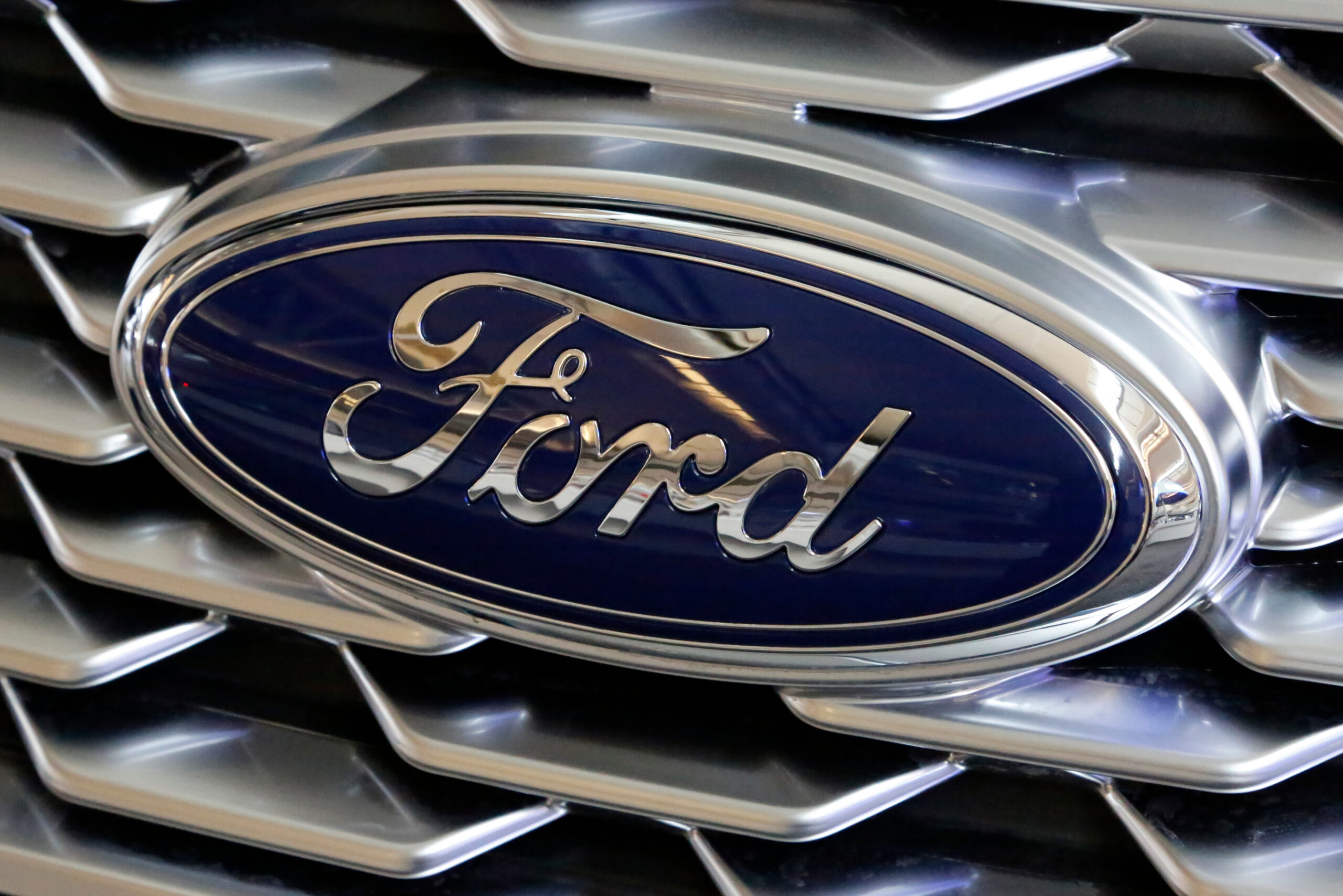 Senate Democrats open investigation into automakers over ties to Chinese forced labor