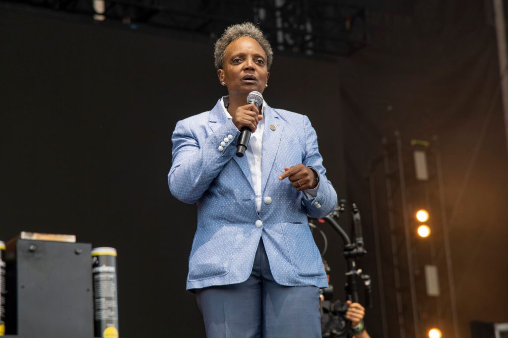 Lightfoot appoints interim police oversight commission for Chicago