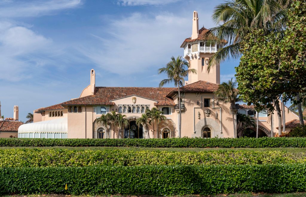 ‘I don’t think it was so random’: Doocy disagrees with co-host on Mar-a-Lago raid