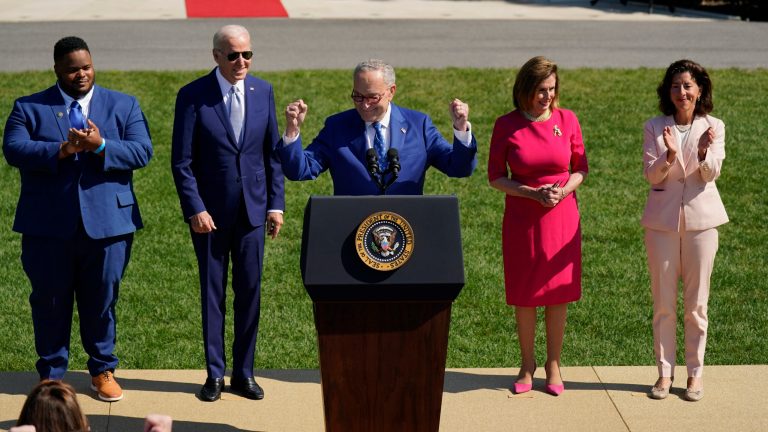 WATCH: Biden awkwardly appears to wait for handshake despite already getting one