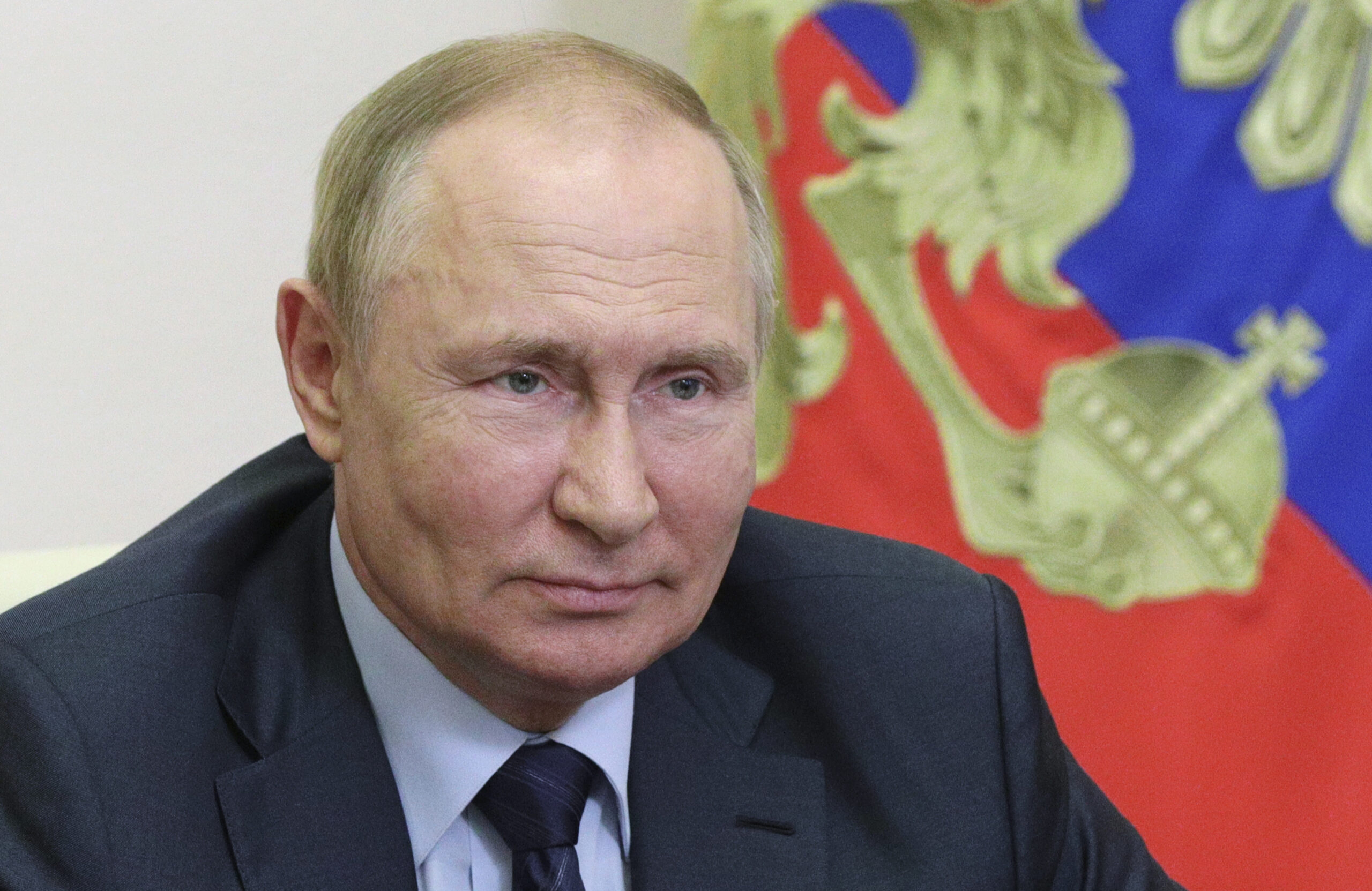 Russia reviving Soviet-era reward of giving $16,000 to women with 10 children