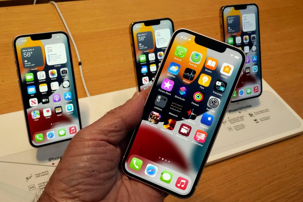 Apple’s latest update allows iPhone users to edit and unsend texts