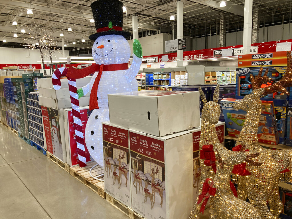 Sorry kids, 81% of parents cutting Christmas spending