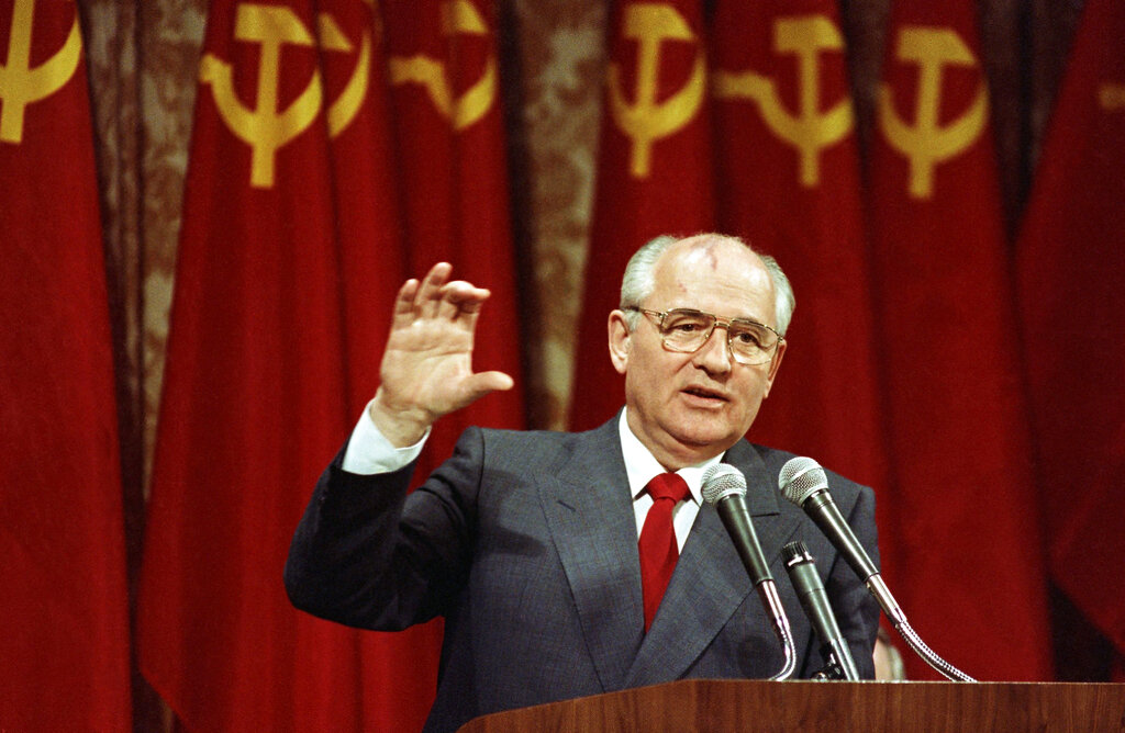 Mikhail Gorbachev, last leader of the Soviet Union and Nobel Peace Prize winner, dies