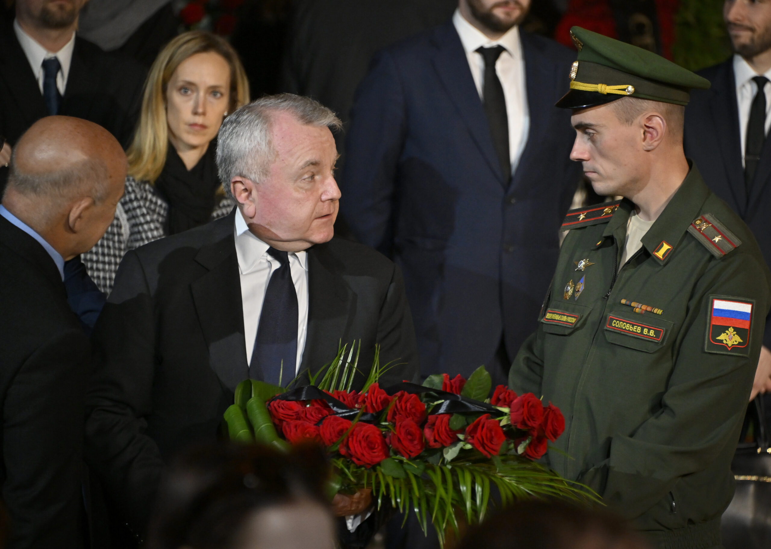 US ambassador to Russia leaves post