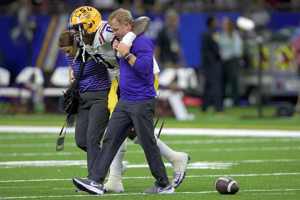 WATCH: College football star suffers season-ending injury while celebrating big play