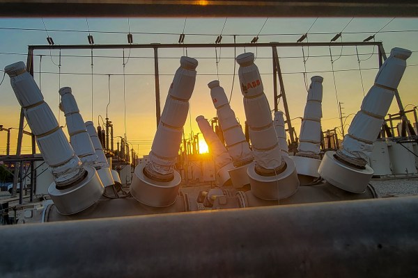 California’s renewable energy grid dream is a joke