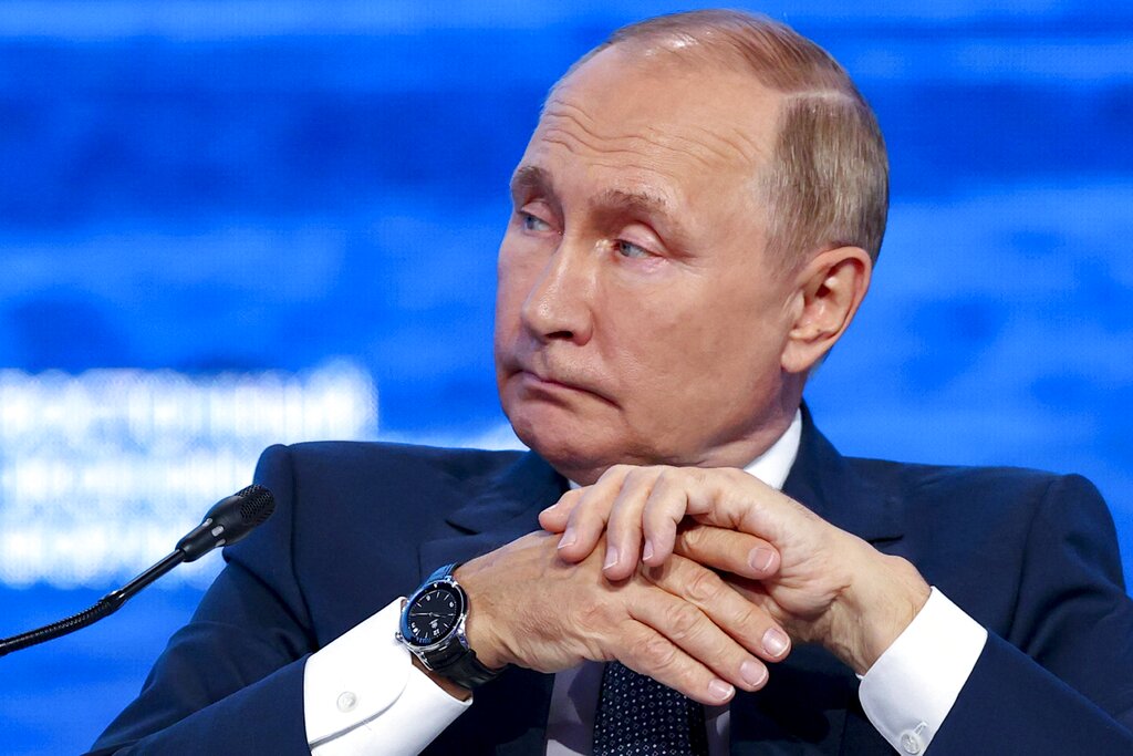 EU embargo will crater Russian oil production, IEA reports
