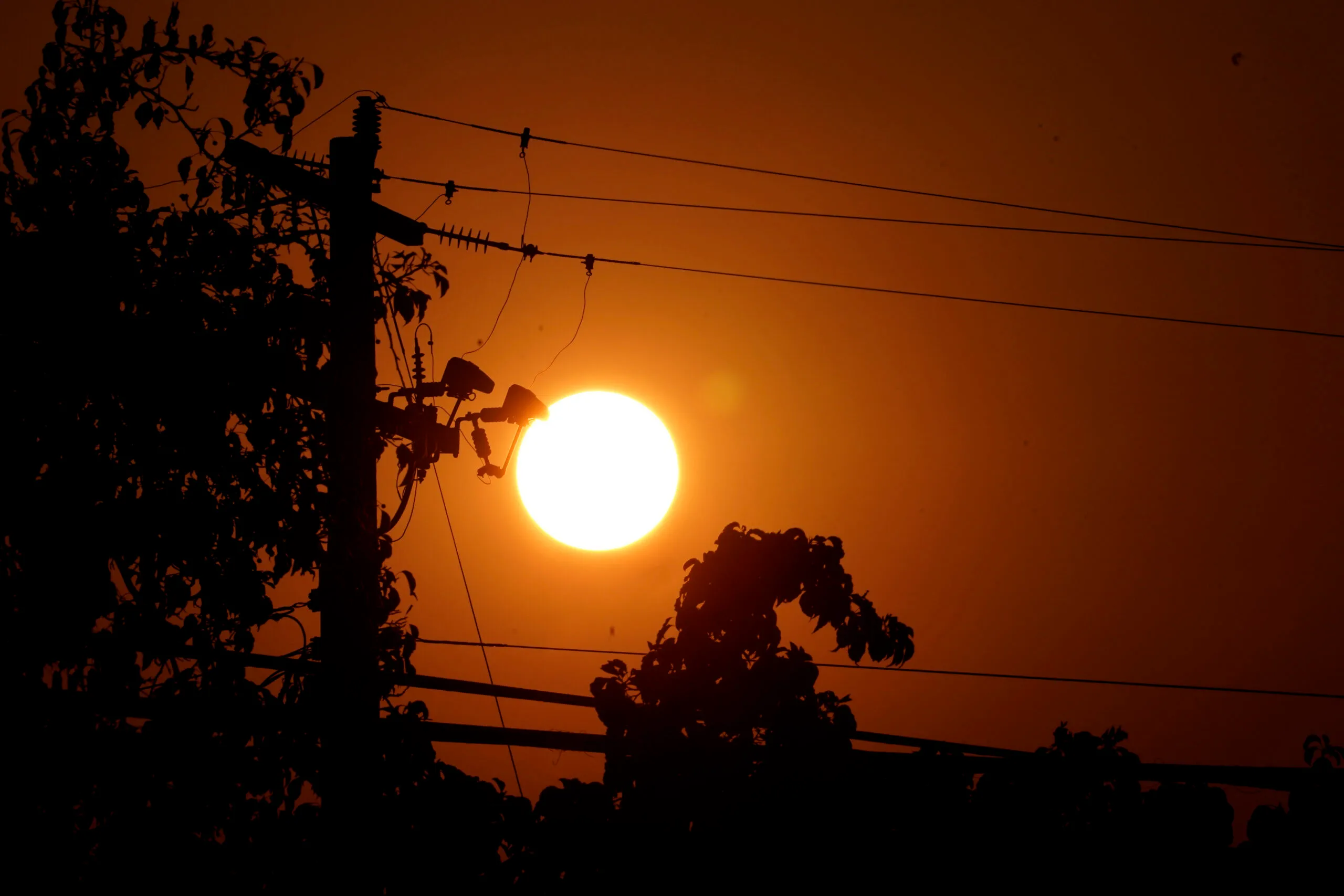 White House launches national system to track heat-related illness