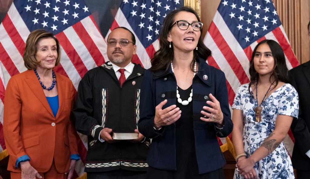 Mary Peltola pledges bipartisanship on first day in Congress