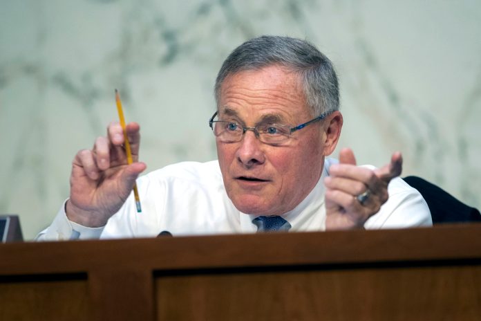 Sen. Richard Burr.