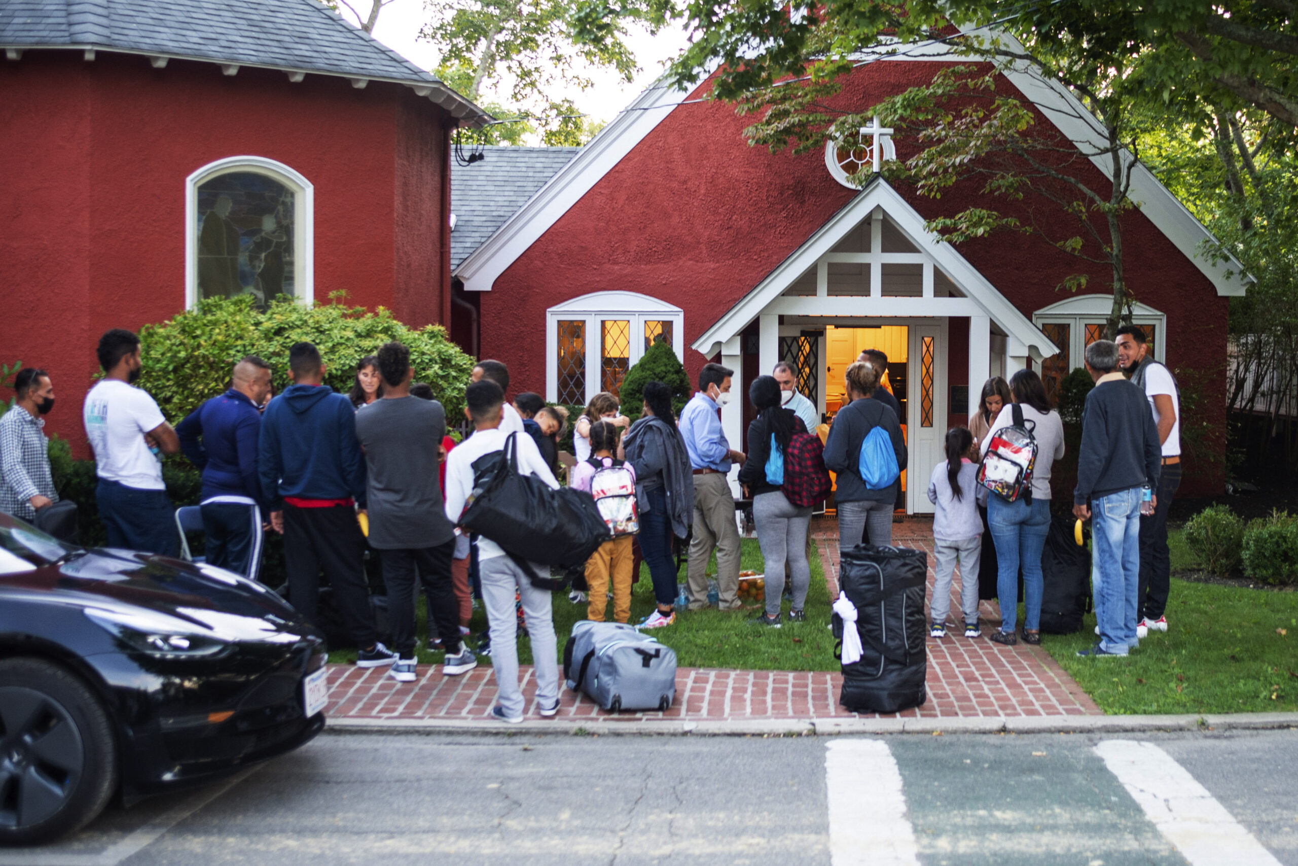 Attorneys for 30 migrants flown to Martha’s Vineyard call for criminal investigation
