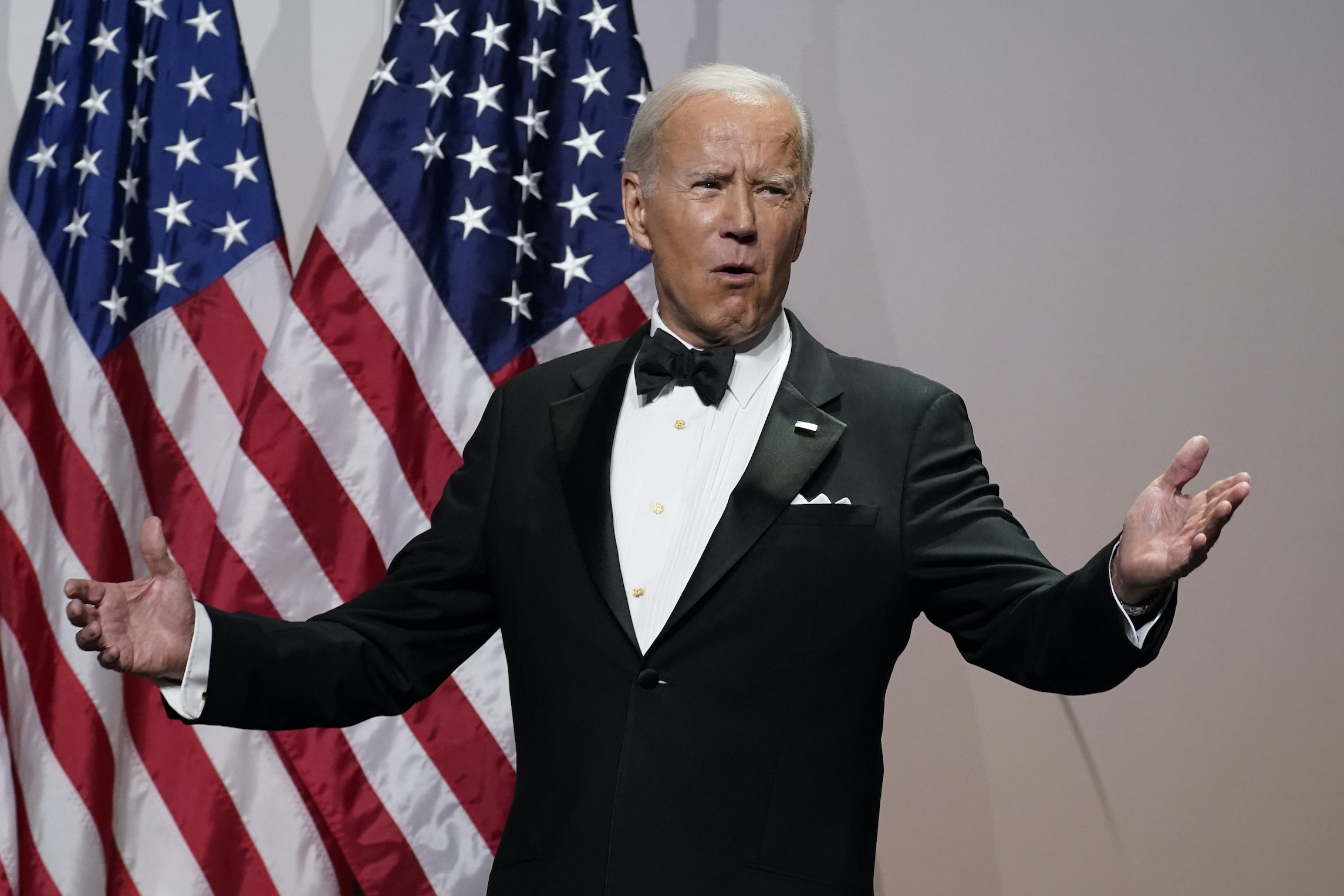 Biden flirts with inflation denial ahead of midterm elections