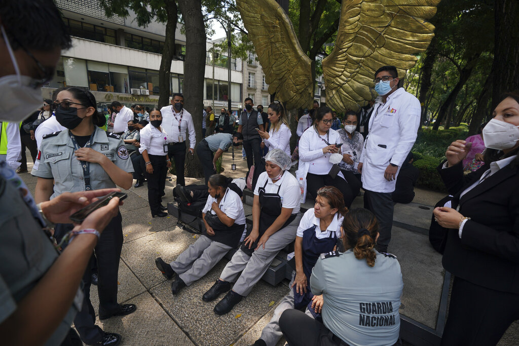 Massive 7.6 magnitude earthquake strikes Mexico