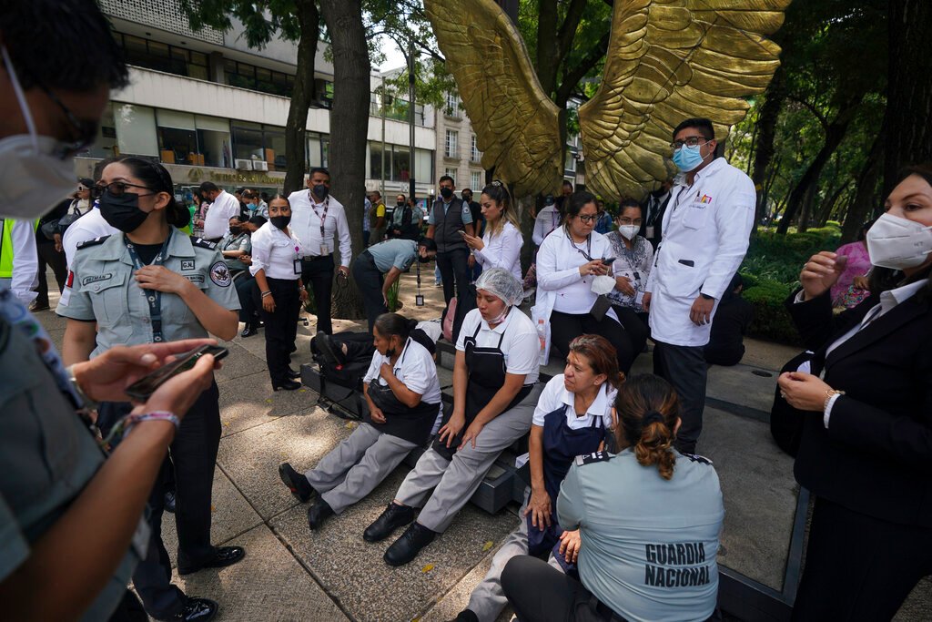 Massive 7.6 magnitude earthquake strikes Mexico