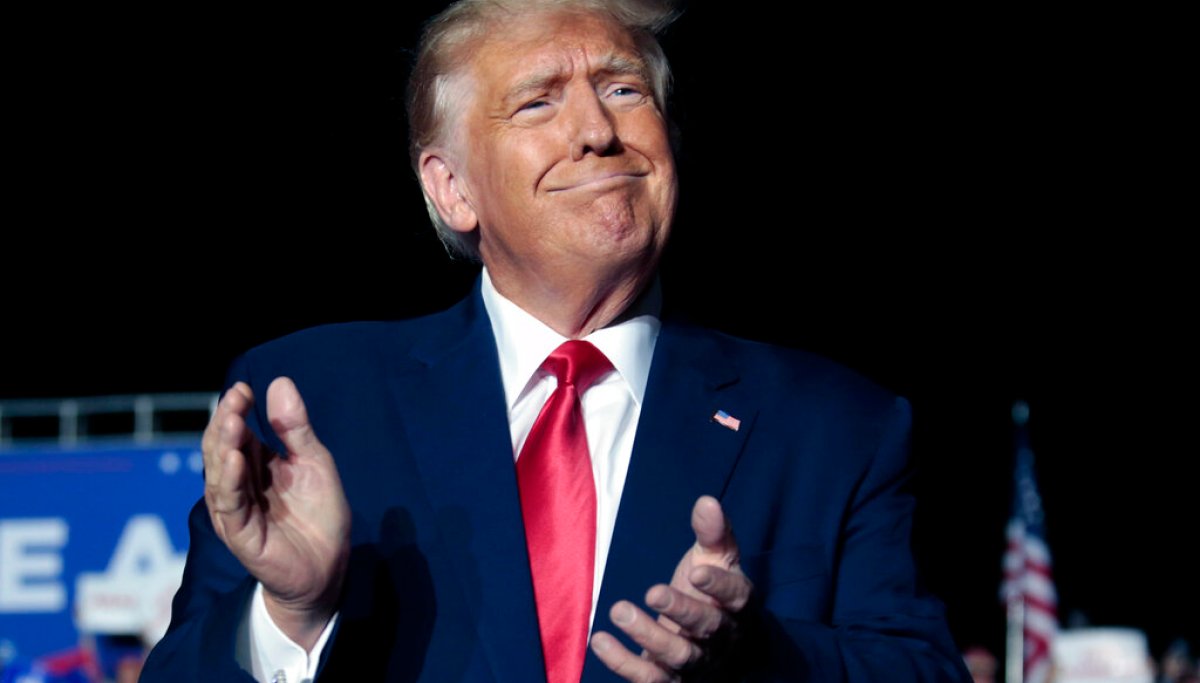 Trump rally watch live: Donald in Michigan as he tries to oust Gretchen ...