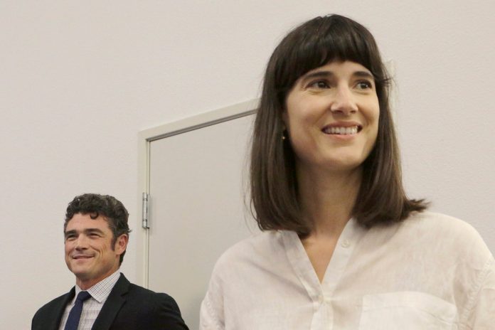 Midterm results: Democrat Marie Gluesenkamp Perez wins Washington house seat