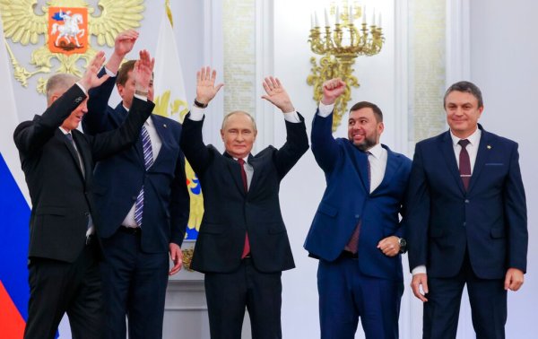 Putin pushes ahead with annexation despite outcry from Western leaders