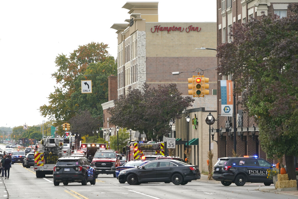 Dearborn hotel shooting suspect in custody after lengthy negotiations, police say