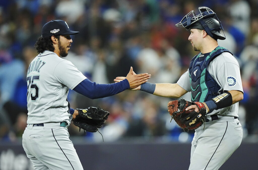 WATCH: Mariners pitcher throws 103 mph in team’s first playoff game in 21 years
