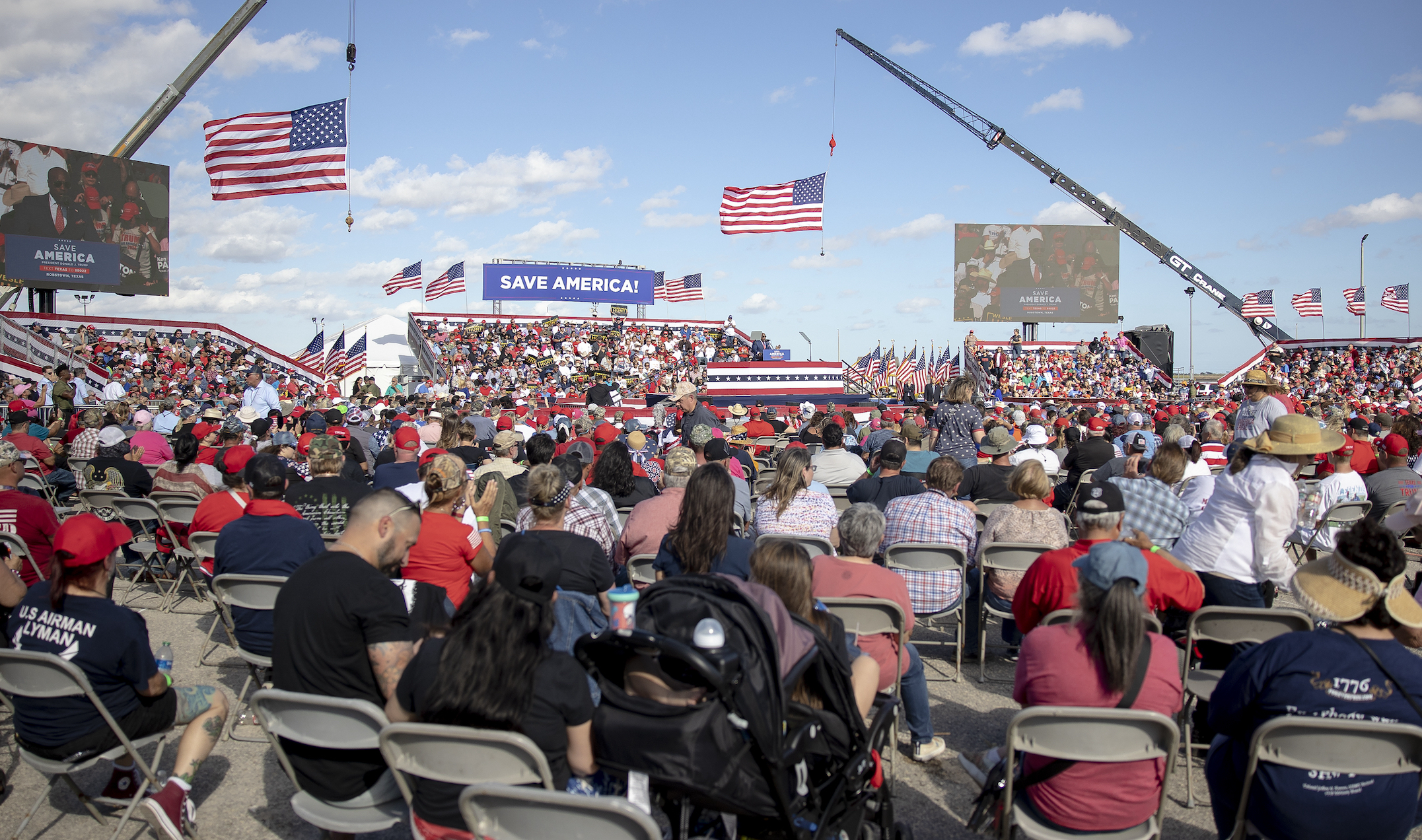 Trump hammers Texas voters at rally on dangers at nearby border