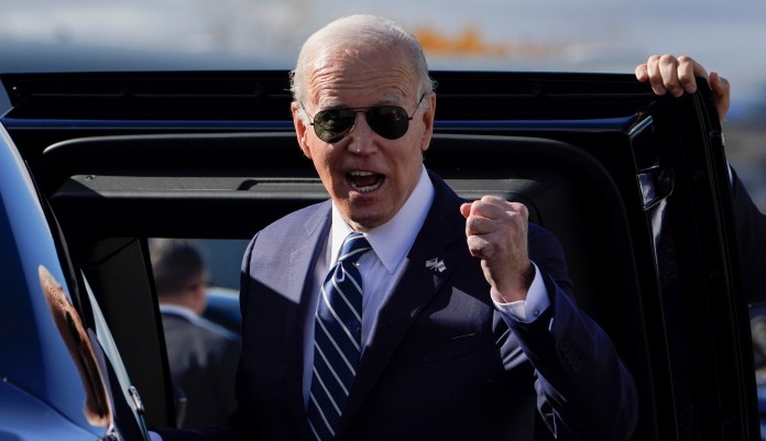 Biden goes on offense against Republicans on economy in final campaign push