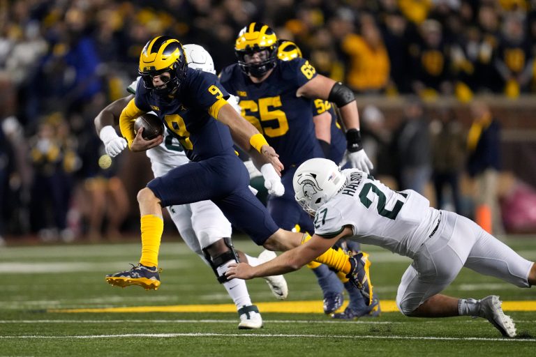 Police investigating postgame Michigan-Michigan State brawl